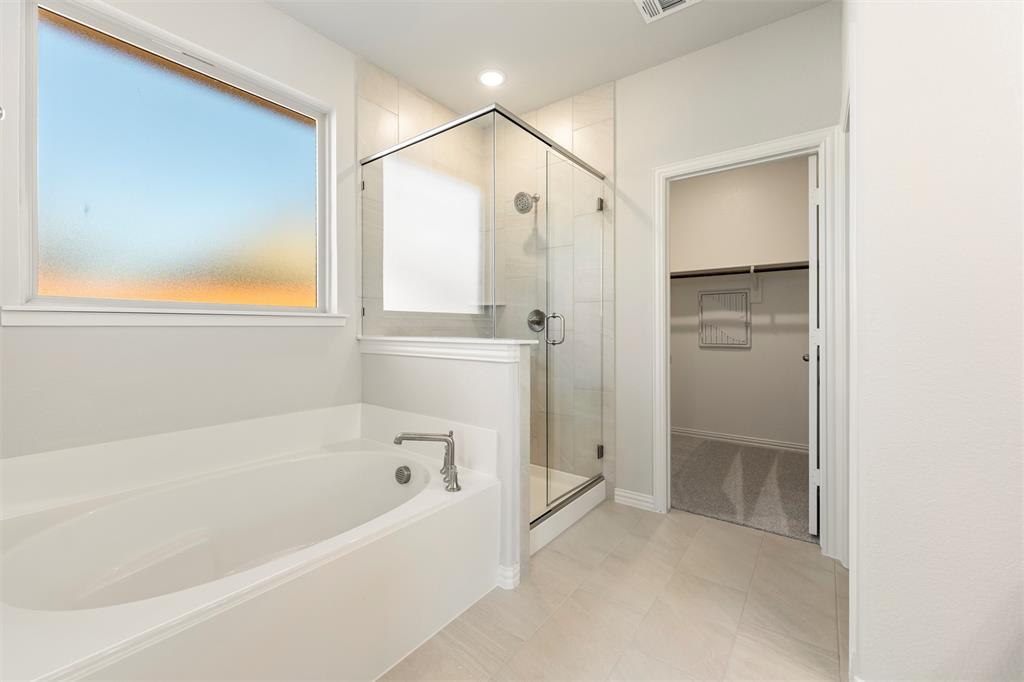 15061 Green Bluff Drive Property Photo 25