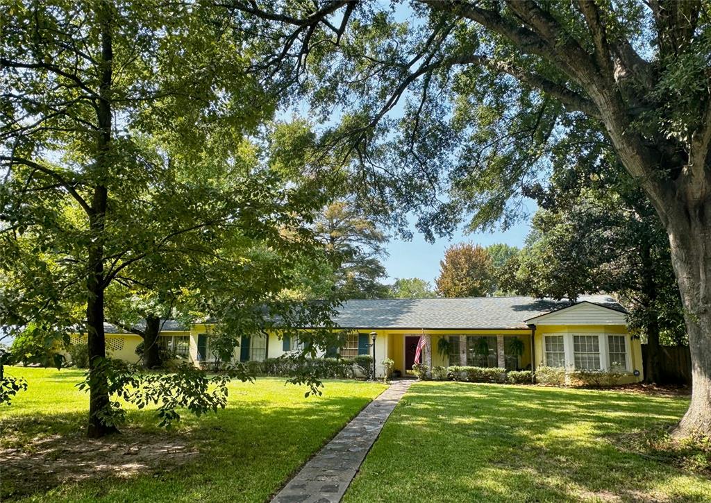 6132 Creswell Avenue Property Photo 1