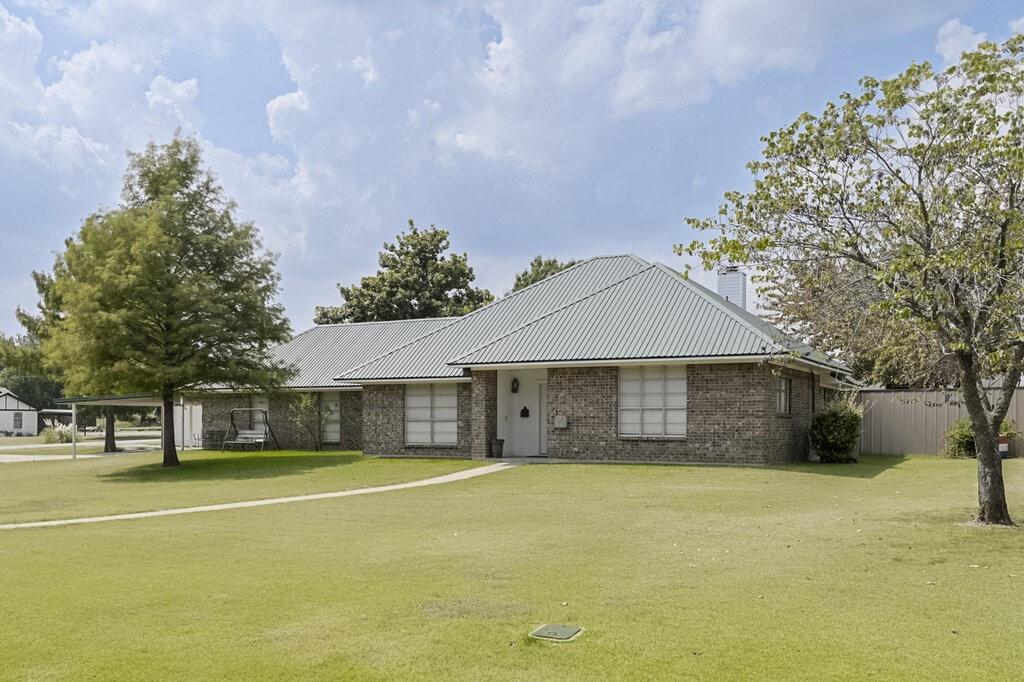 111 Kirk Road Property Photo 3