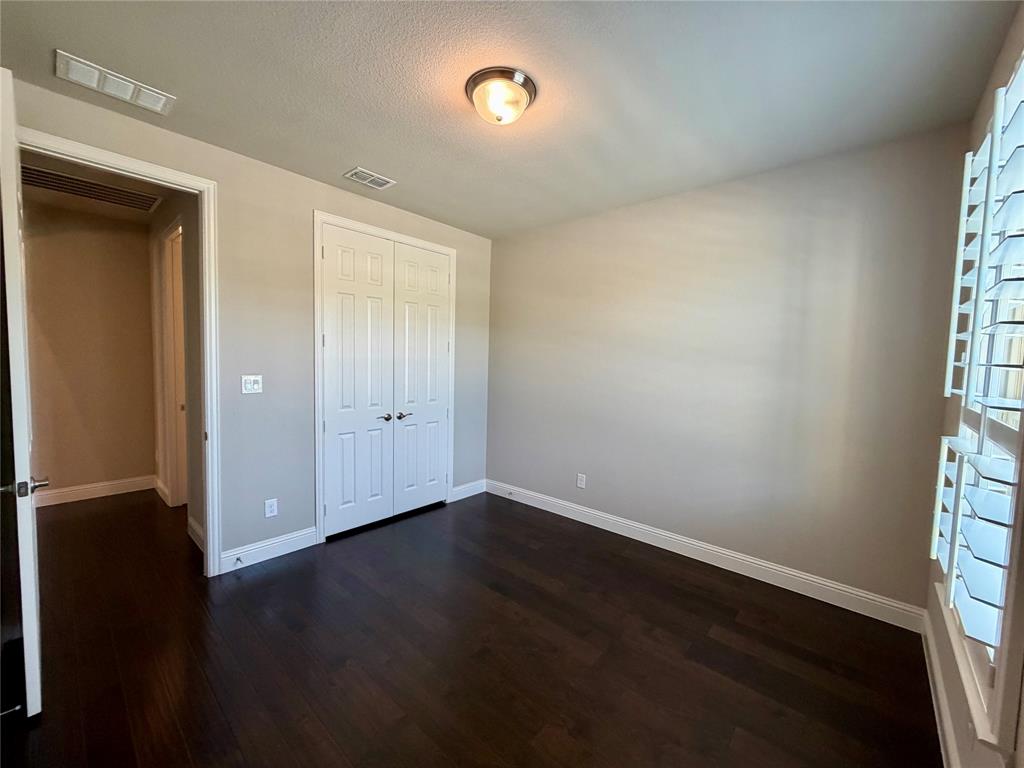 2705 Walnut Creek Lane Property Photo 22