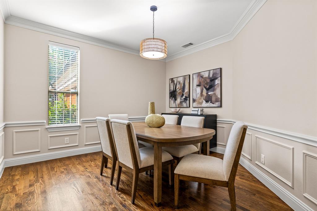 8204 Ridgelea Street Property Photo 7