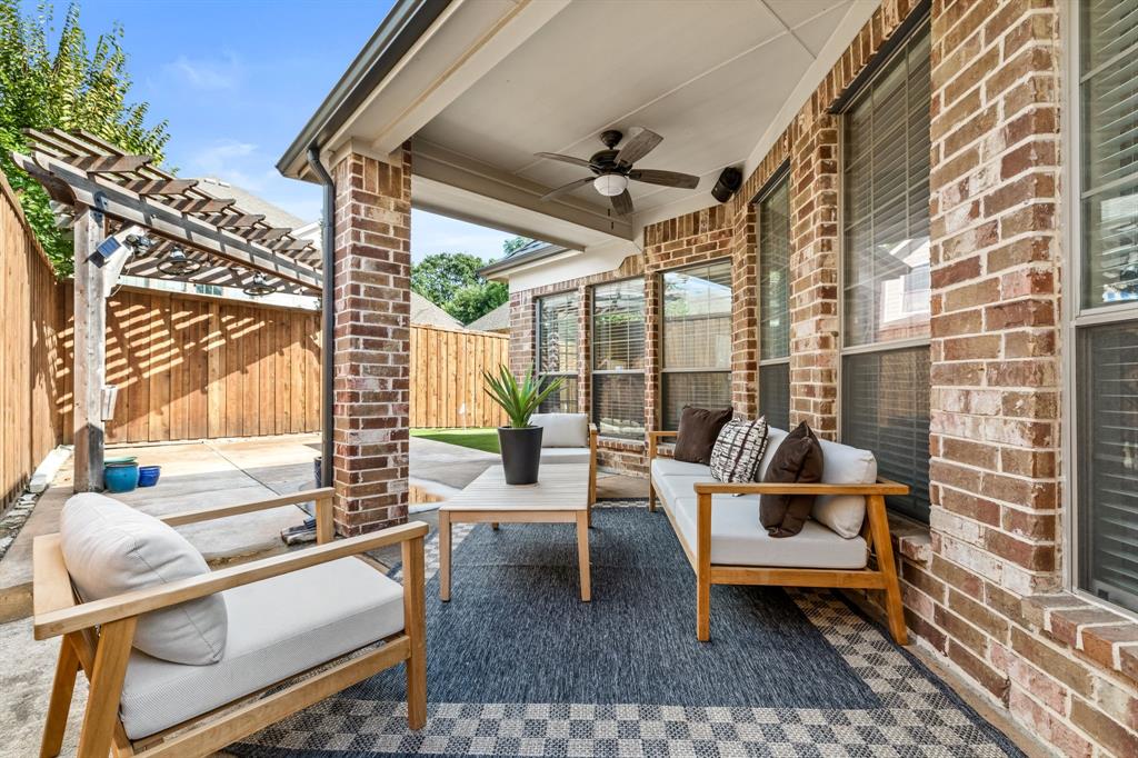 8204 Ridgelea Street Property Photo 28