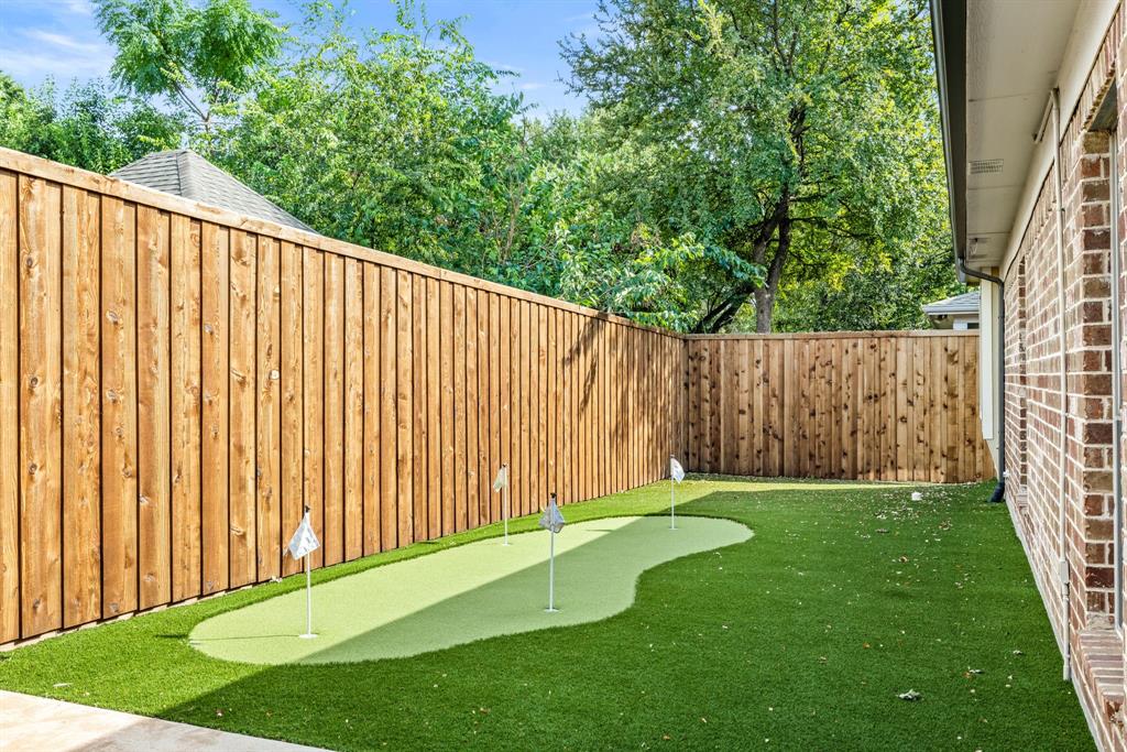 8204 Ridgelea Street Property Photo 32