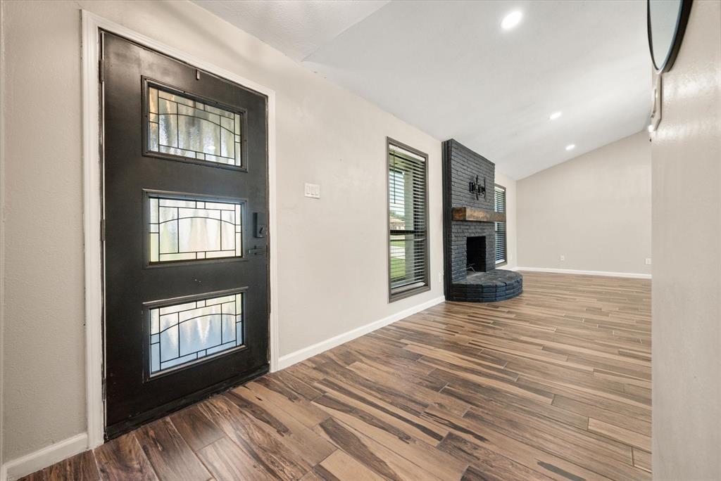 420 Hillside Drive Property Photo 4