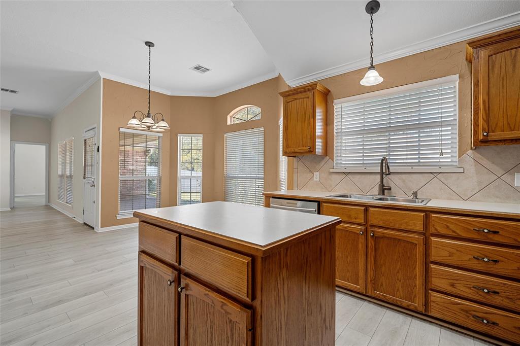 1110 Springhill Street Property Photo 9