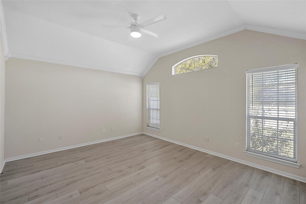 1110 Springhill Street Property Photo 16