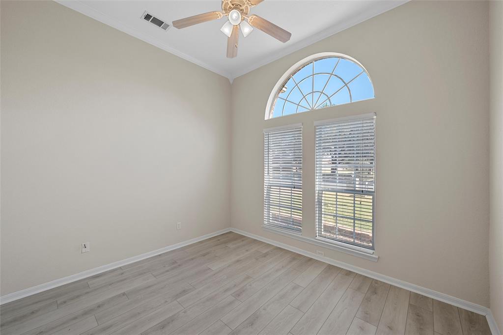 1110 Springhill Street Property Photo 22