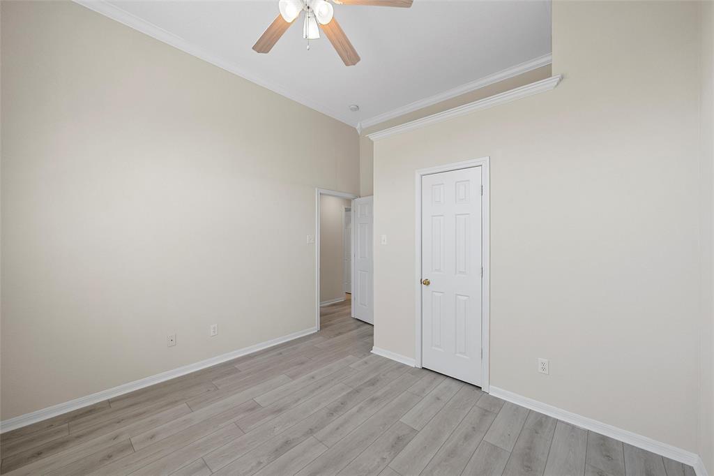 1110 Springhill Street Property Photo 23