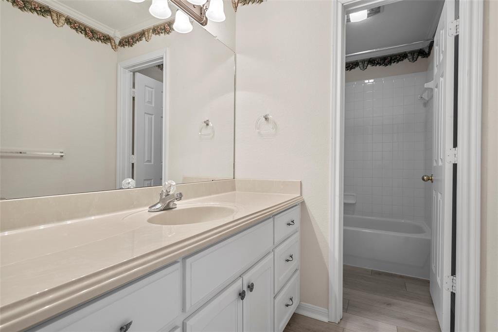 1110 Springhill Street Property Photo 26