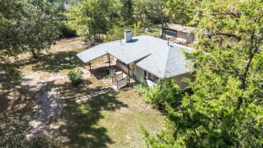853 County Road 2730 Property Photo 26