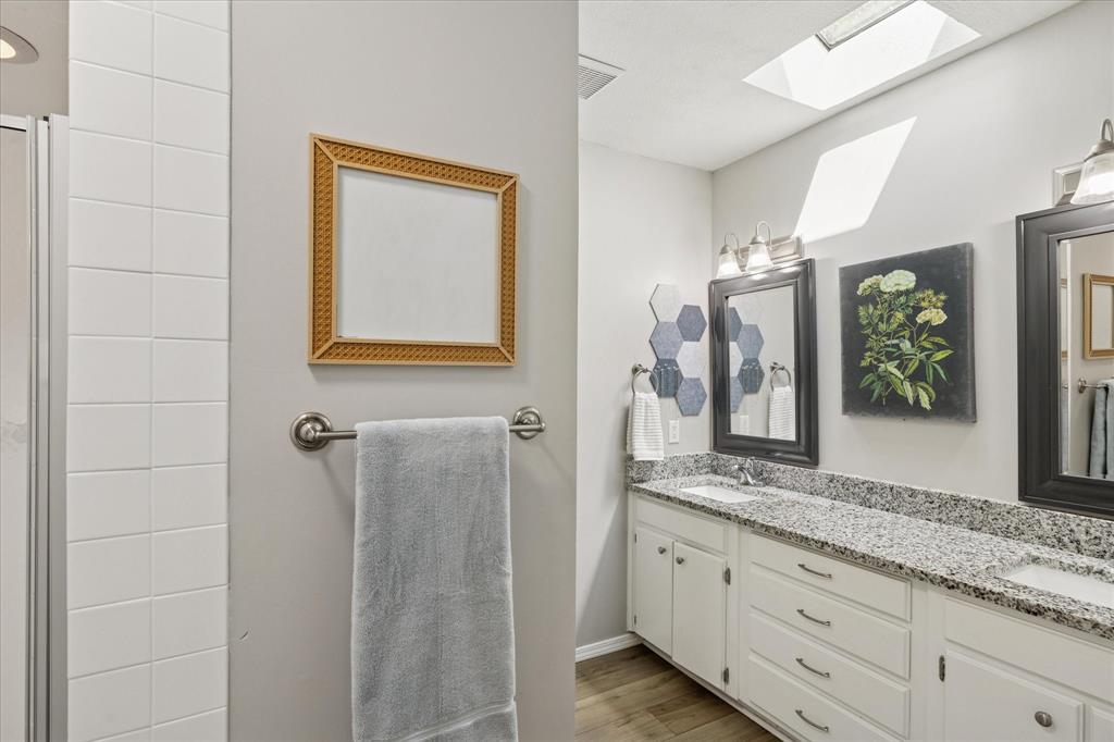 7404 Forrest Lane Property Photo 18