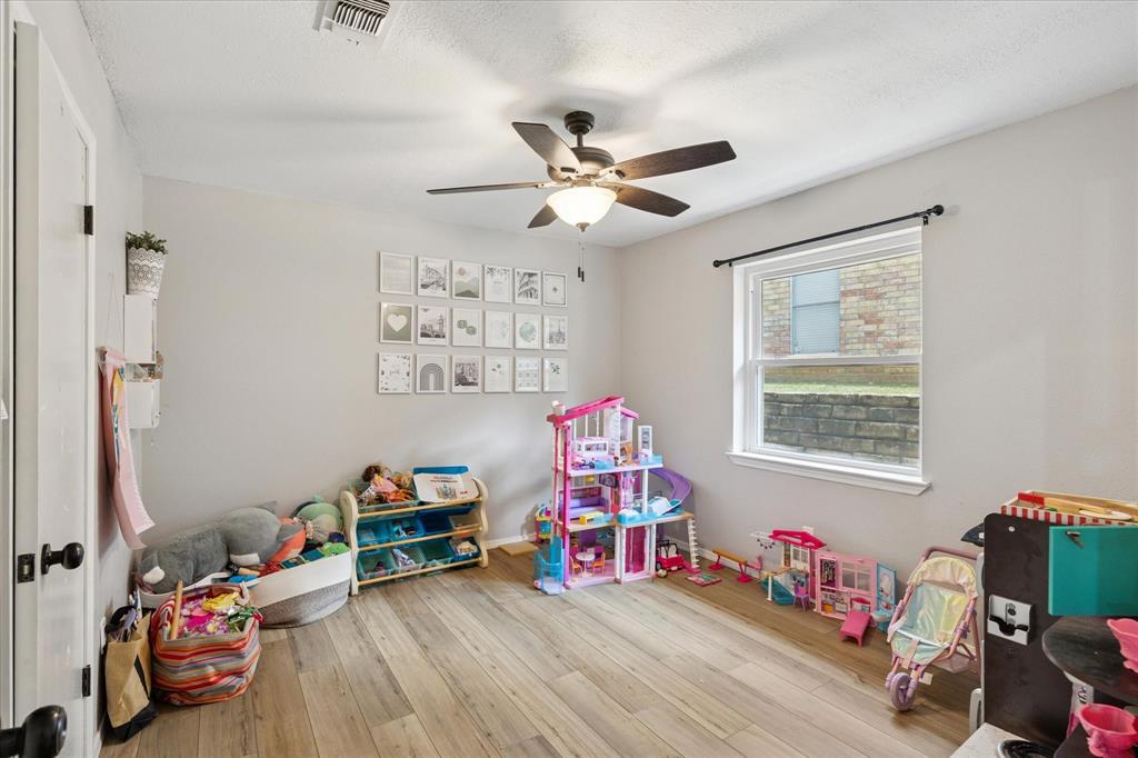 7404 Forrest Lane Property Photo 24