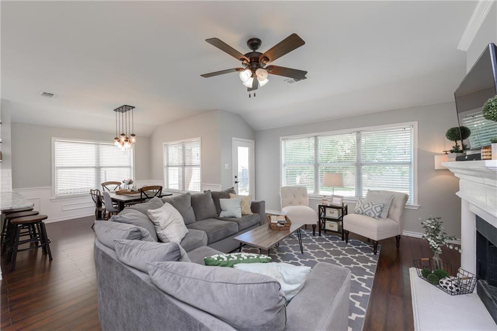 2600 Clubhouse Drive Property Photo 7