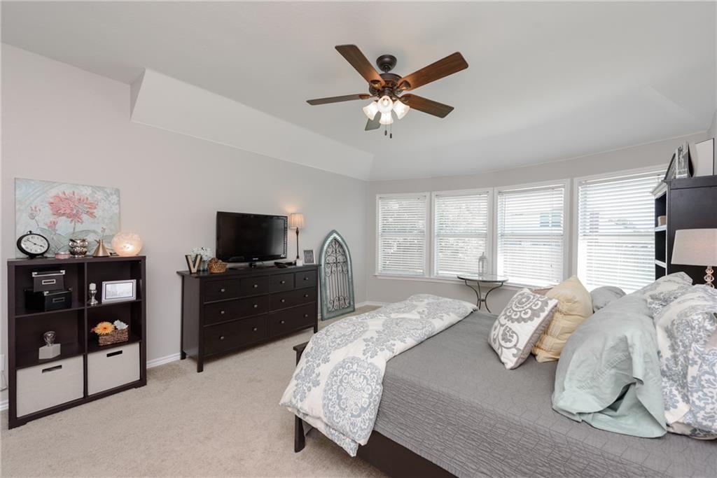 2600 Clubhouse Drive Property Photo 20