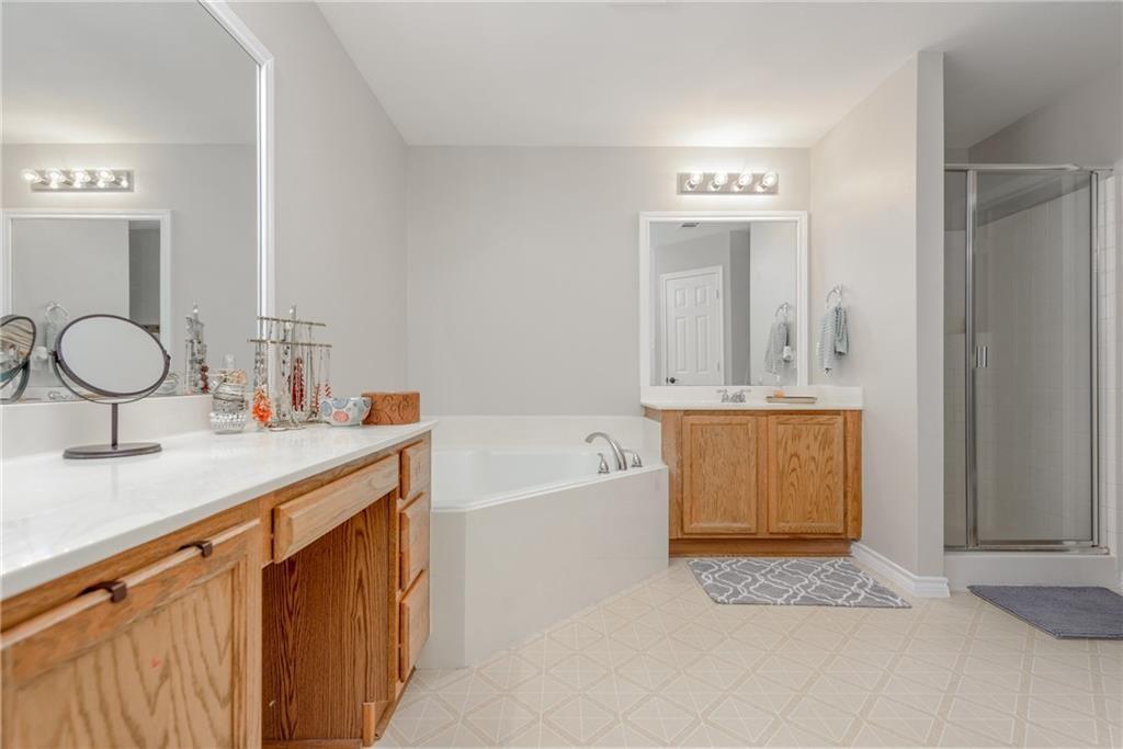 2600 Clubhouse Drive Property Photo 23