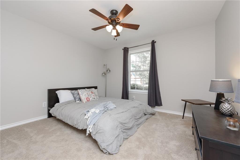 2600 Clubhouse Drive Property Photo 25