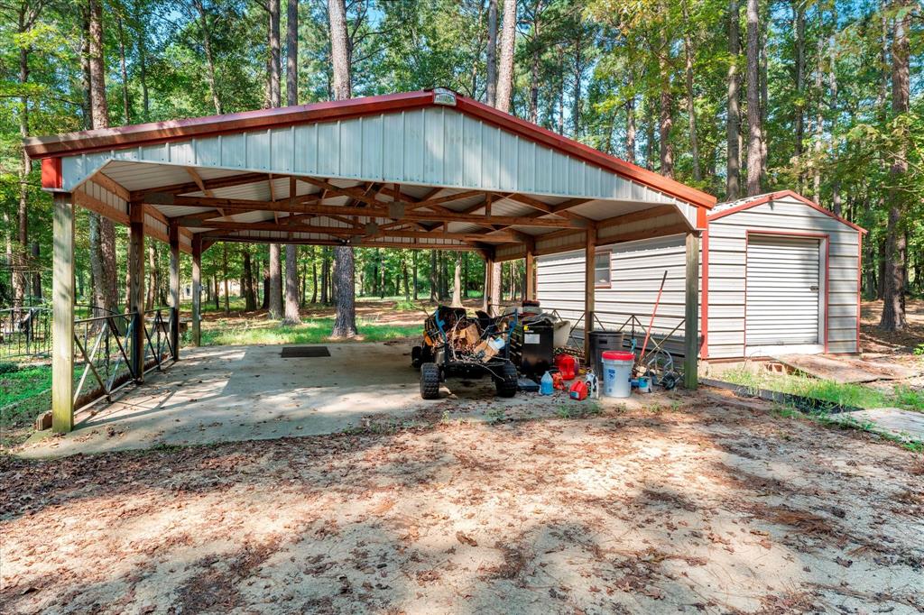 15 Cr 4896 Property Photo 11
