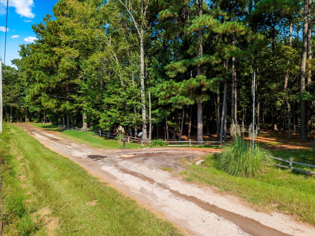15 Cr 4896 Property Photo 17