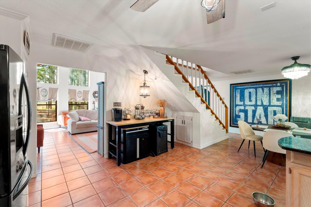 15 Cr 4896 Property Photo 33