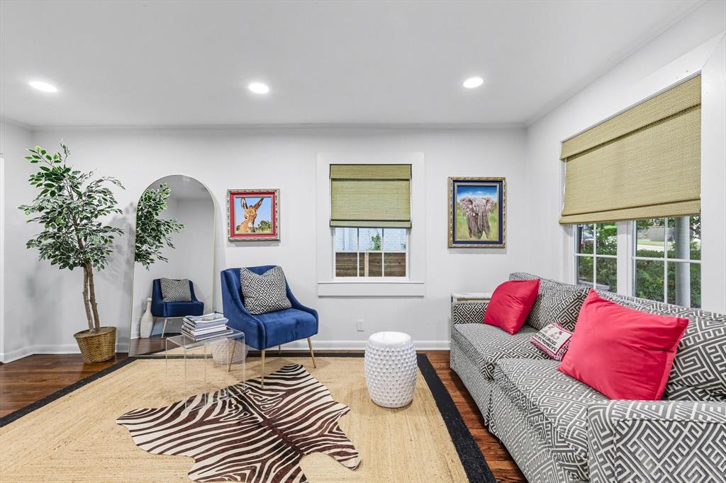 3613 Washburn Avenue Property Photo 4