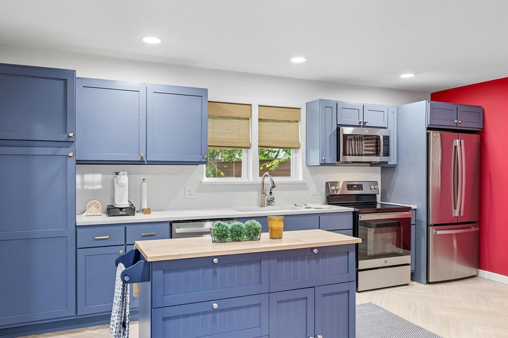 3613 Washburn Avenue Property Photo 9