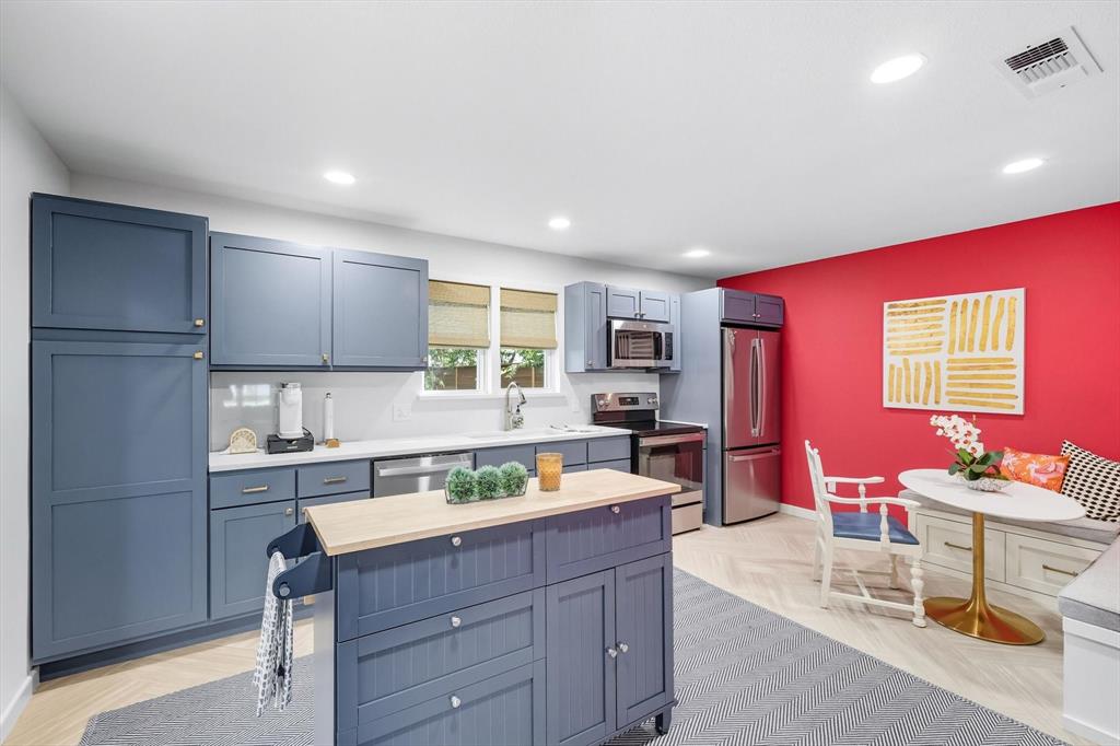 3613 Washburn Avenue Property Photo 12