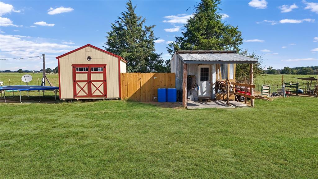 1786 Co Rd 1070 Property Photo 17