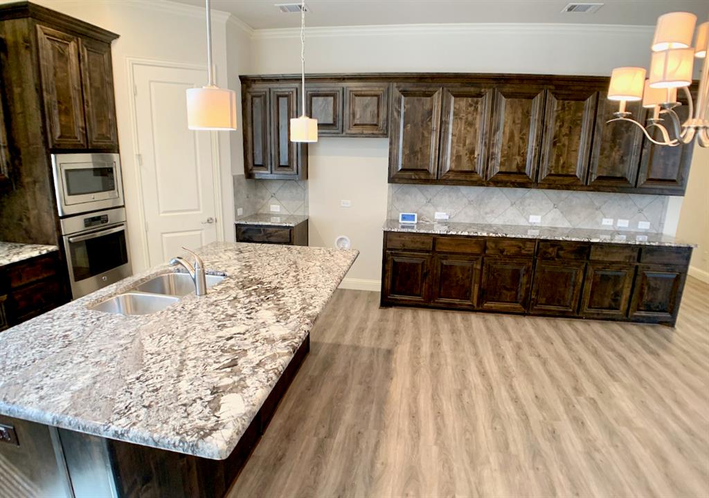 14608 Spitfire Trail Property Photo 6