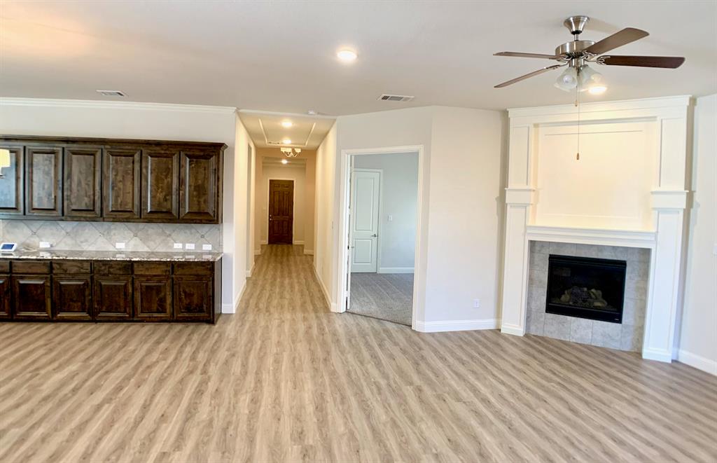 14608 Spitfire Trail Property Photo 10