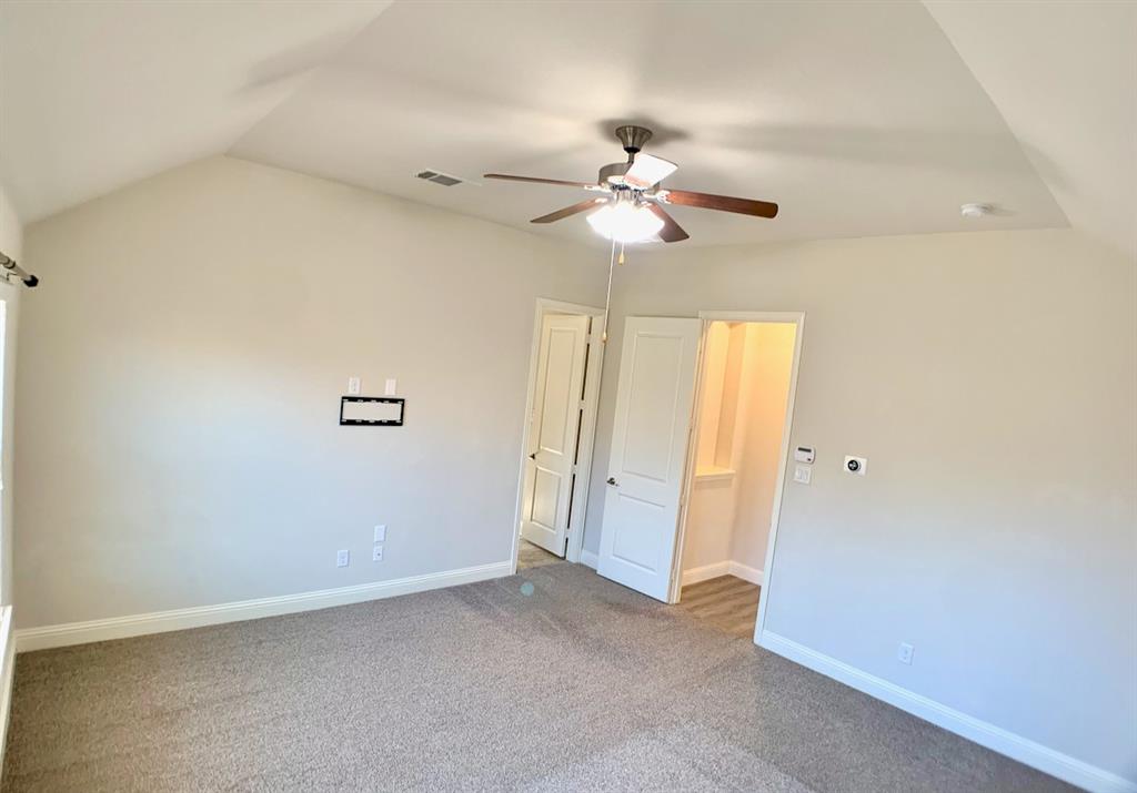 14608 Spitfire Trail Property Photo 13