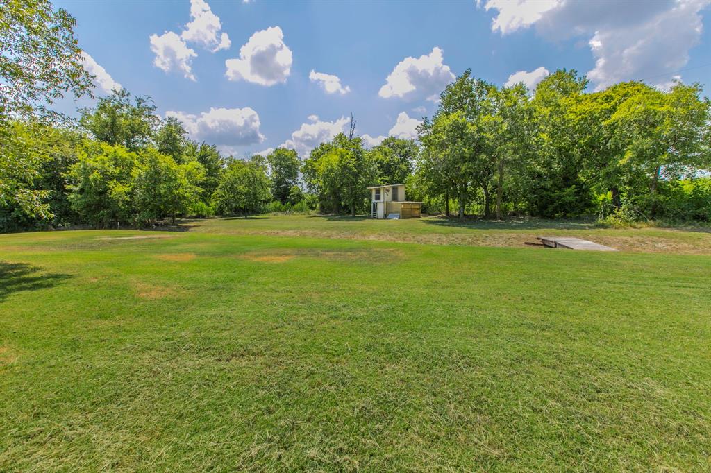 768 Elmwood Drive Property Photo 22