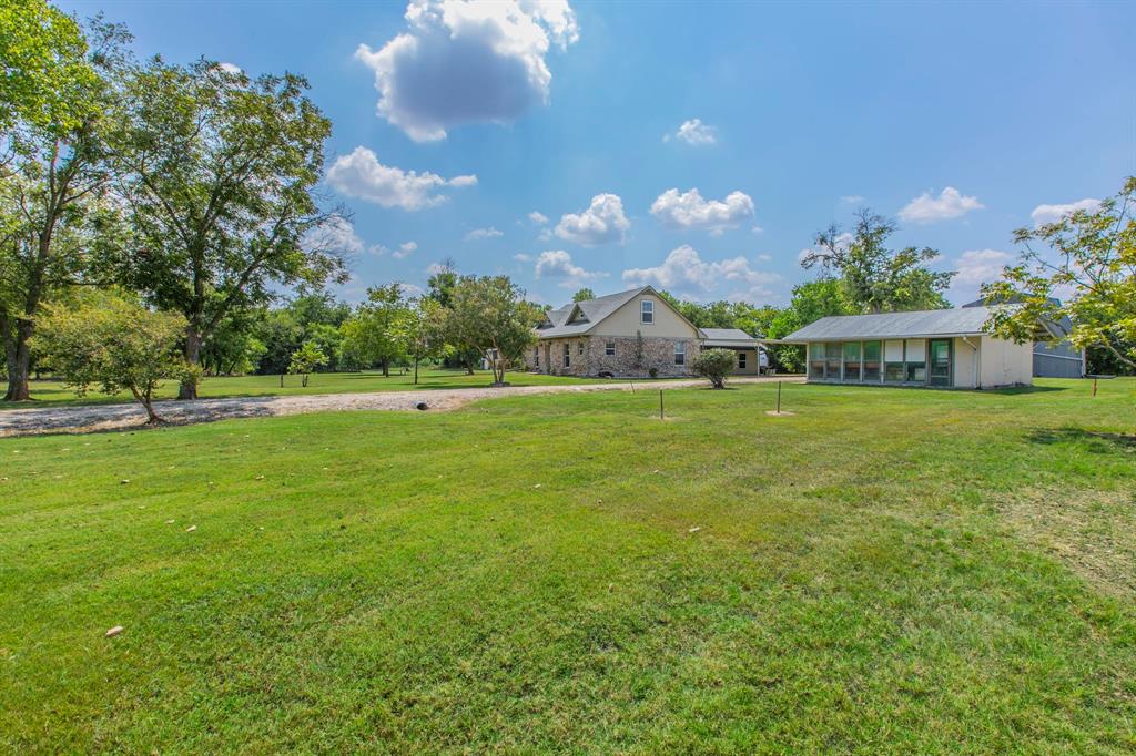 768 Elmwood Drive Property Photo 25