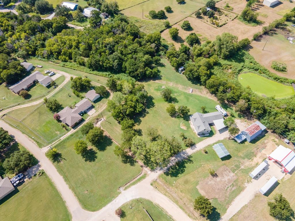 768 Elmwood Drive Property Photo 29