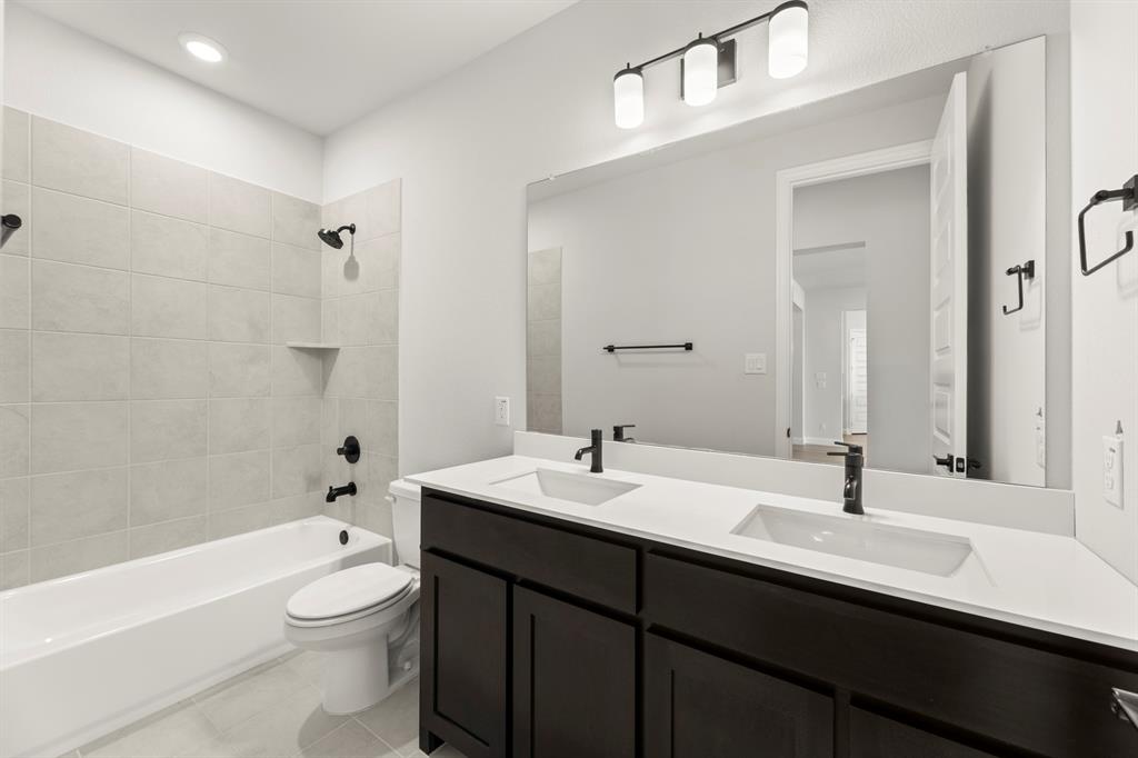524 Birthright Lane Property Photo 17