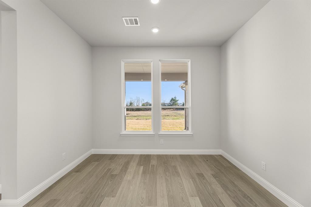 524 Birthright Lane Property Photo 29
