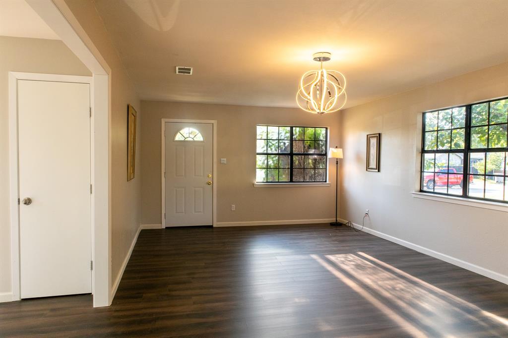 4026 Aransas Street Property Photo 4