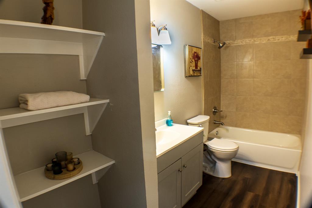 4026 Aransas Street Property Photo 8