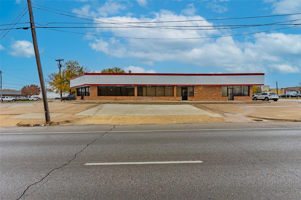 210 S Virginia Street Property Photo 3