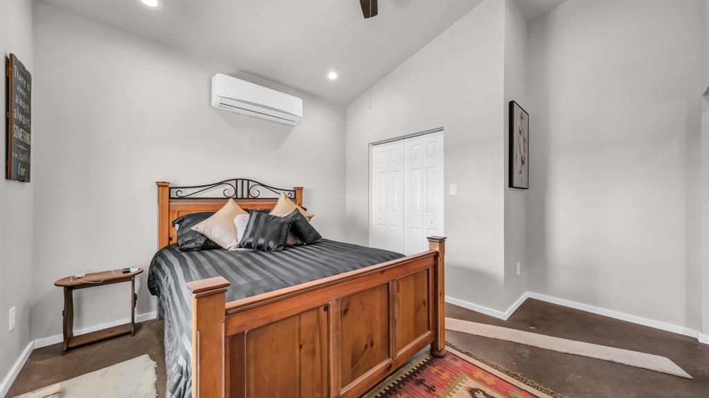 3810 Fairview Road Property Photo 15