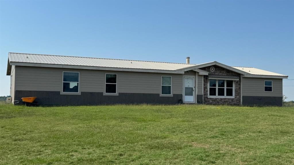 768 County Road 2220 Property Photo 8