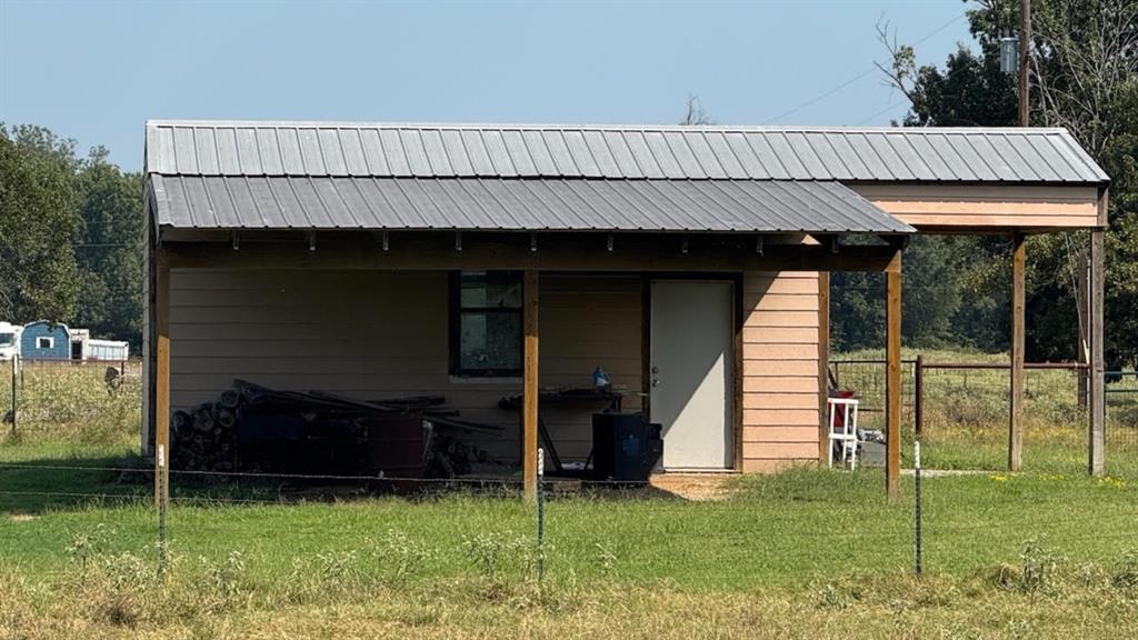 768 County Road 2220 Property Photo 13