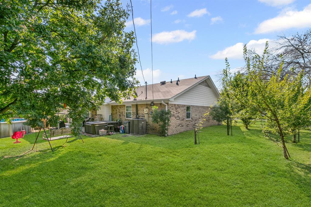 1803 Inez Drive Property Photo 18