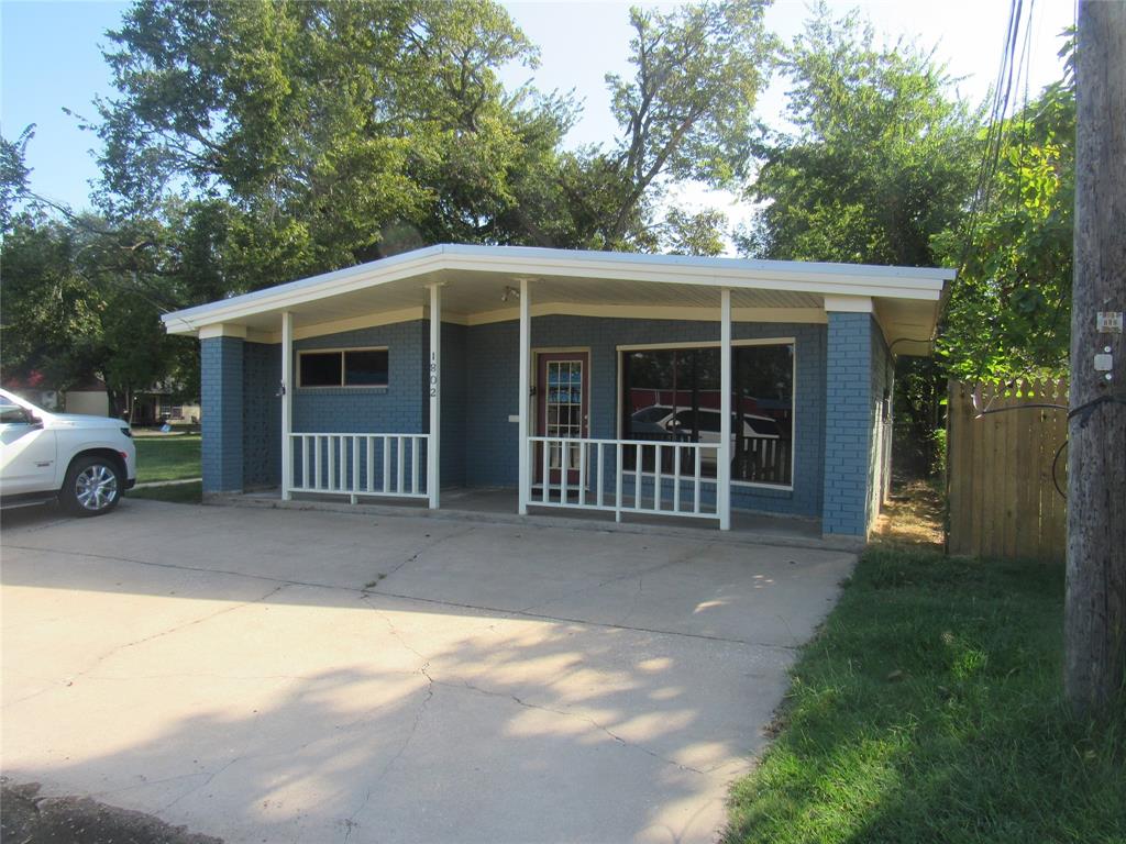 1802 N Center Street Property Photo 1