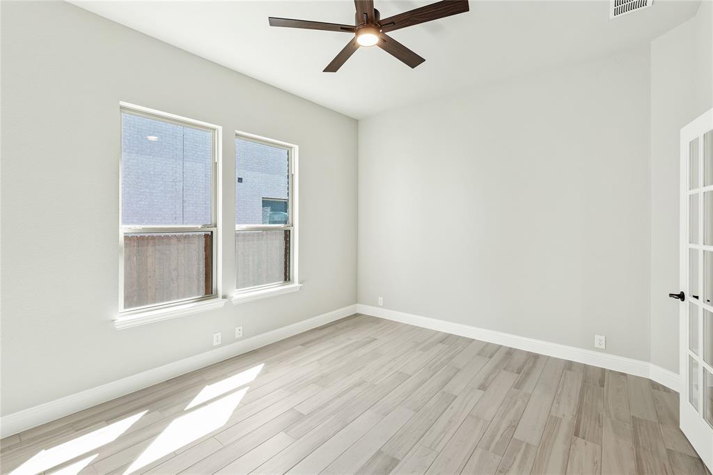 908 Lasalle Drive Property Photo 11