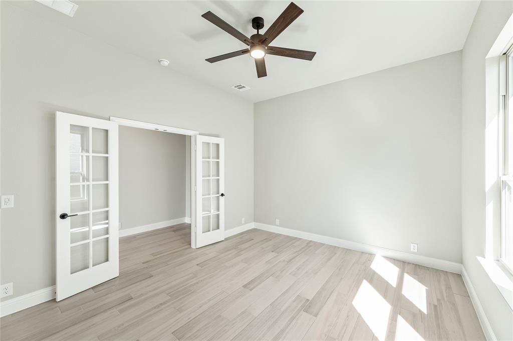 908 Lasalle Drive Property Photo 13