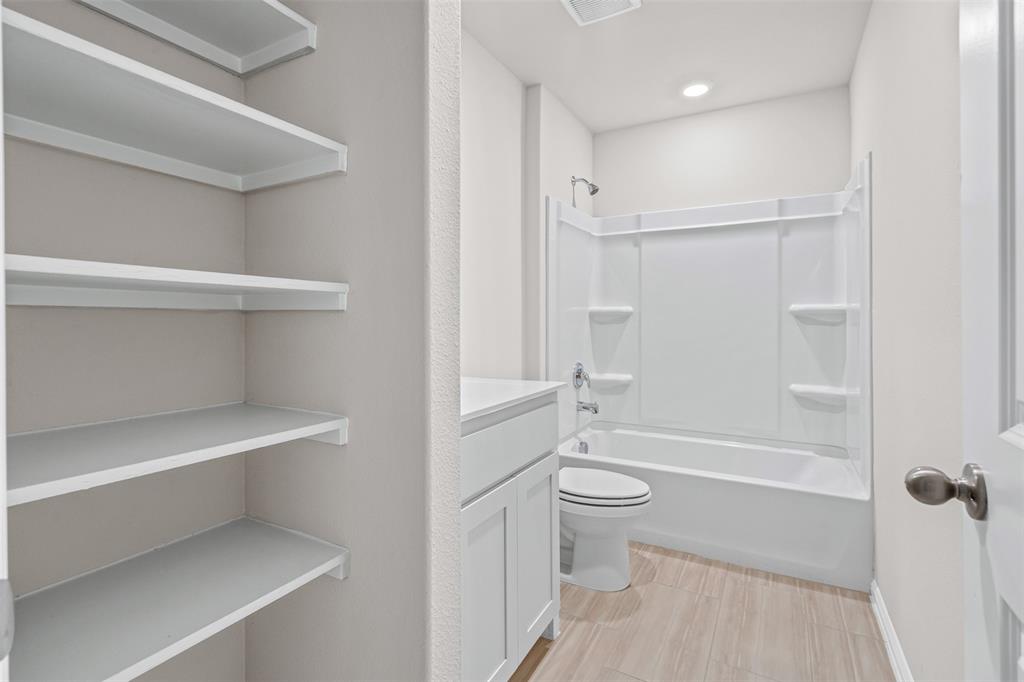 373 Wildrose Circle Property Photo 7