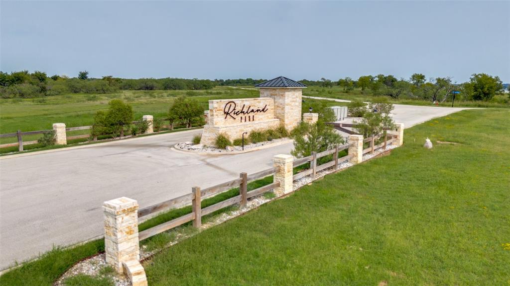 Lot 22 Edgewater Way Property Photo 3