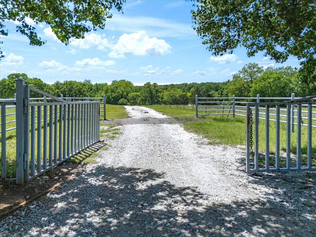 600 County Road 1790 Property Photo 2