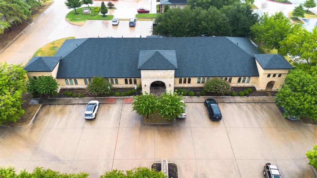 1727 Keller Parkway Property Photo 2