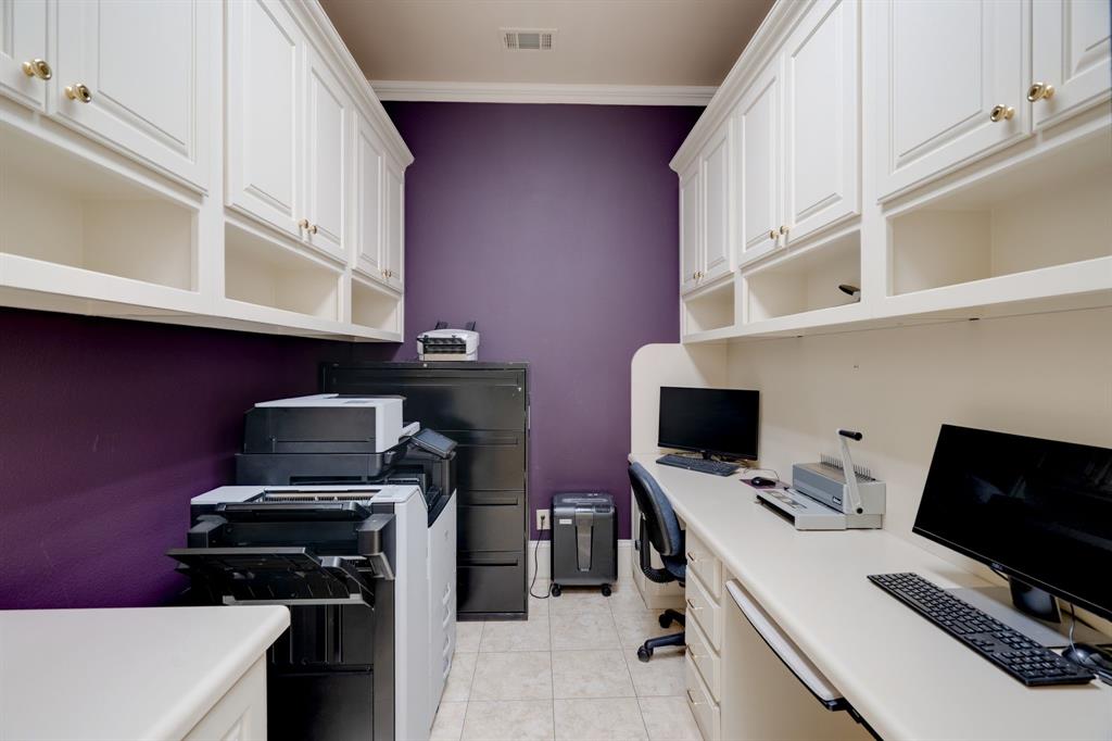 1727 Keller Parkway Property Photo 17